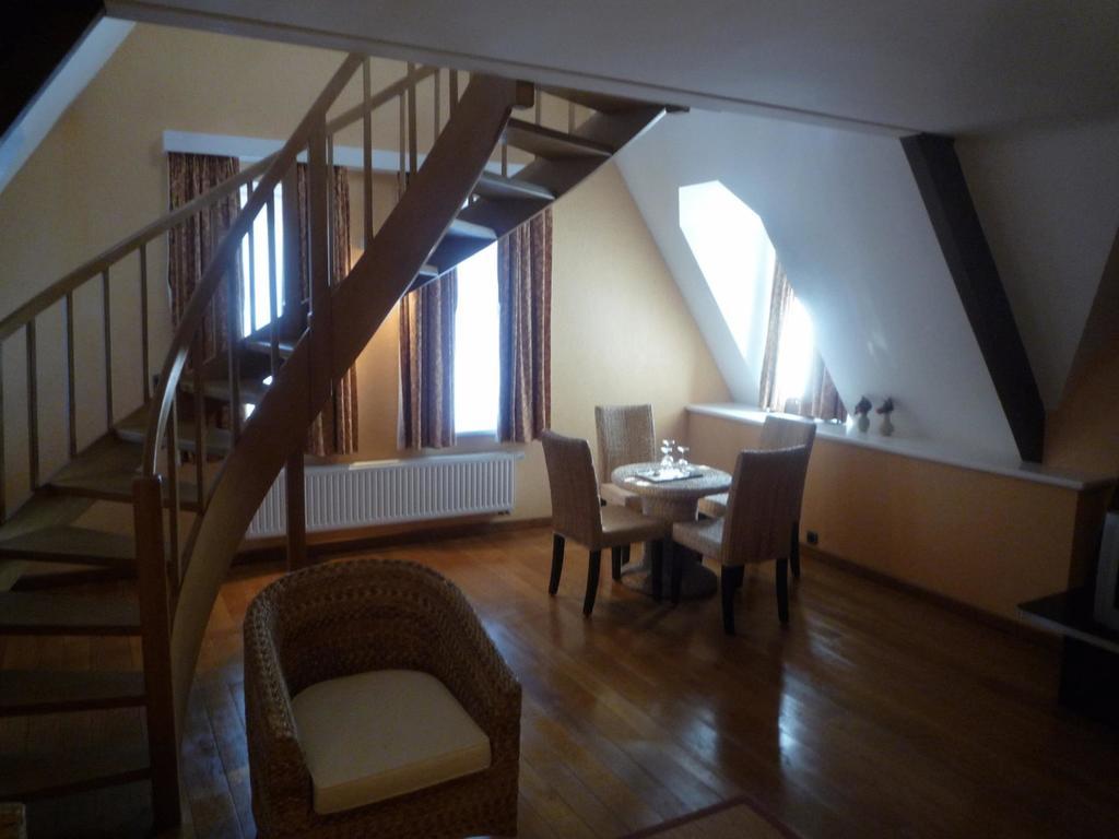 Le Chateau De Rendeux Cameră foto